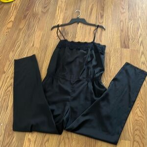 Ann Taylor jumpsuit  Romper black elastic waist pull on 1/4 zip Sz 8